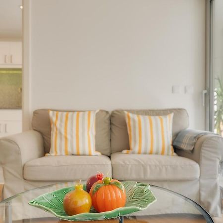 Casa Da Praca Apartments - By Casas Na Ilha フンシャル エクステリア 写真