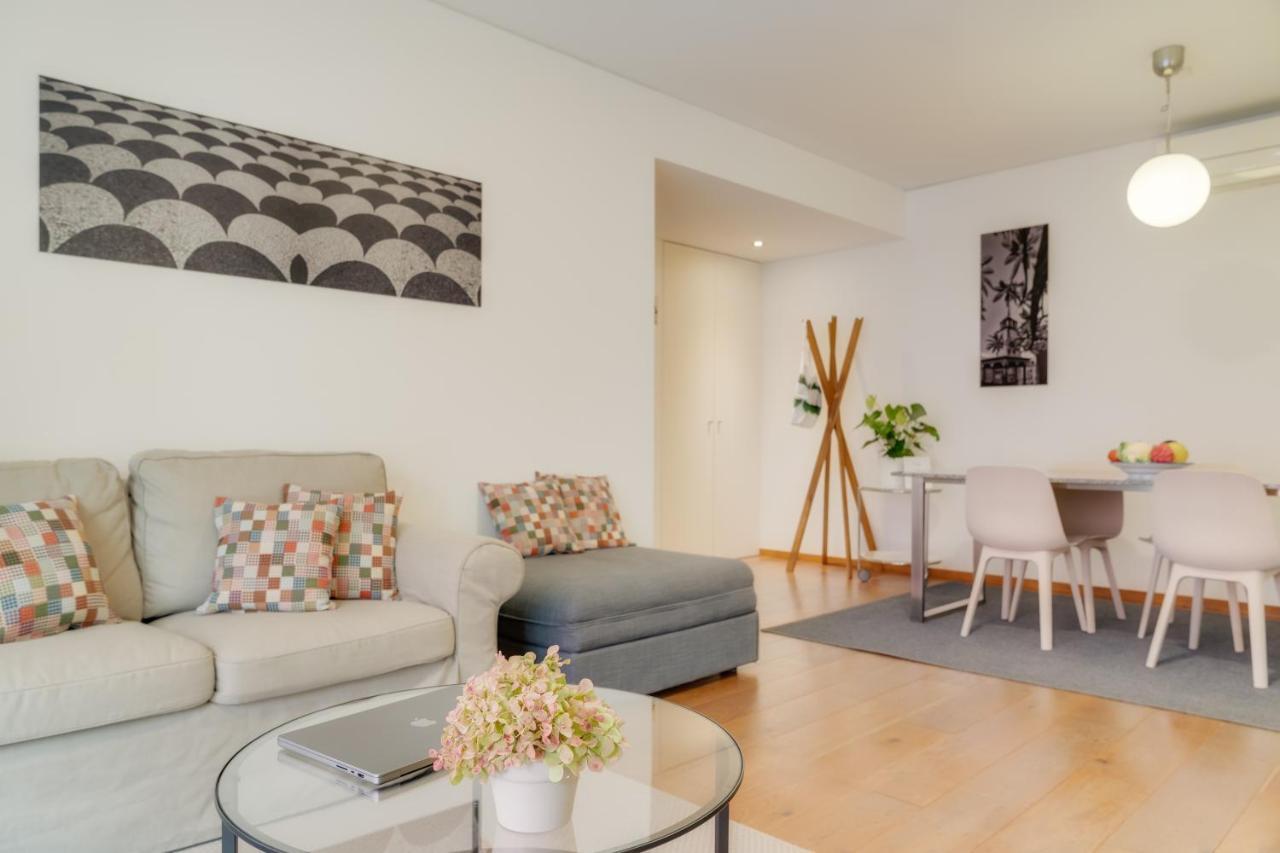 Casa Da Praca Apartments - By Casas Na Ilha フンシャル エクステリア 写真