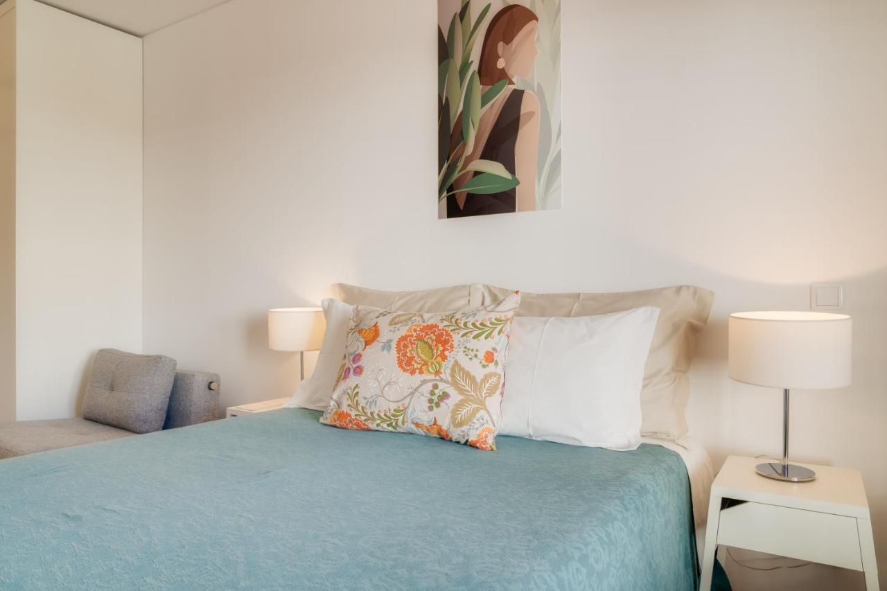 Casa Da Praca Apartments - By Casas Na Ilha フンシャル エクステリア 写真