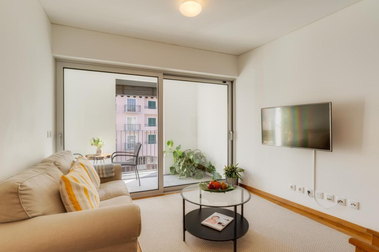 Casa Da Praca Apartments - By Casas Na Ilha フンシャル エクステリア 写真